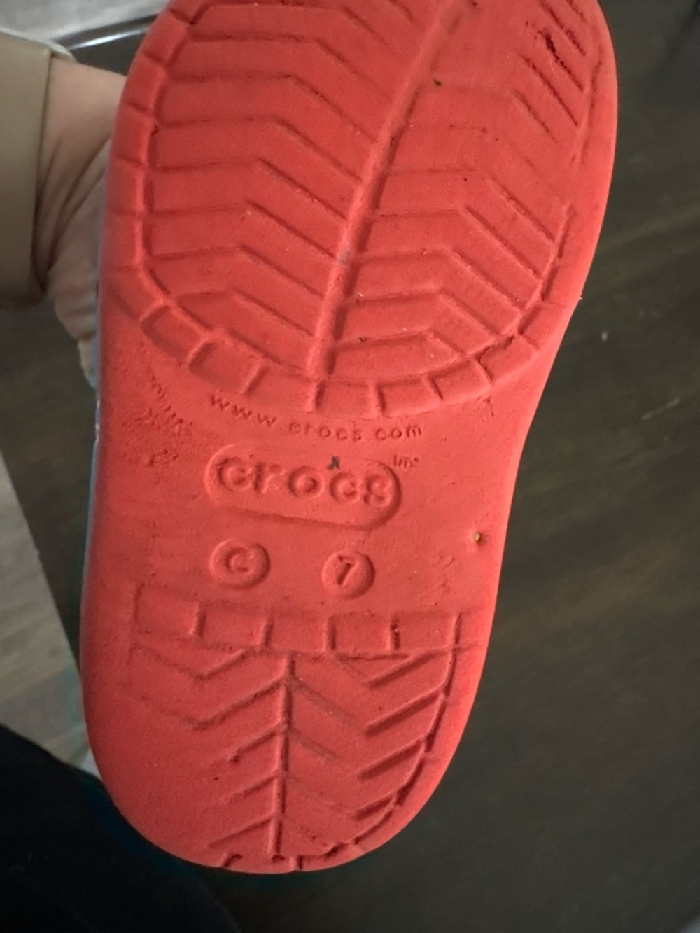 Super Mario Crocs - Picture 6 of 6